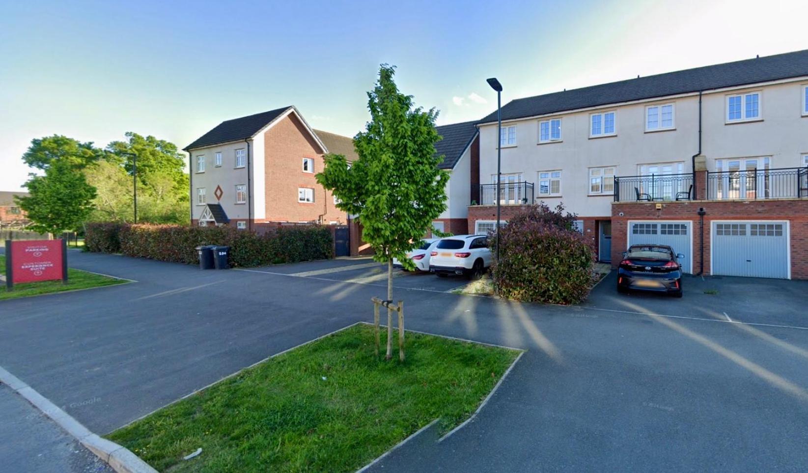 Large Double Room & Private Ensuite Bathroom, Badbury Park, Swindon, Near Great Western Hospital Ngoại thất bức ảnh